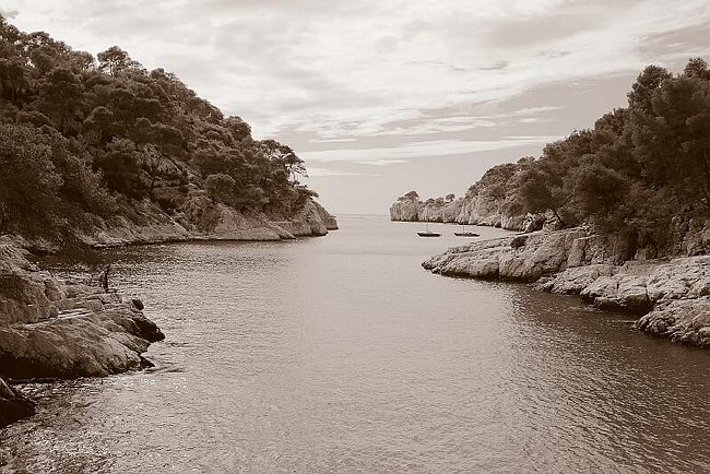 CRW_5302 Port-Pin.tif