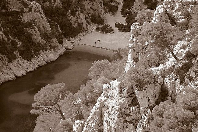 CRW_5340 Plage En Vau.tif