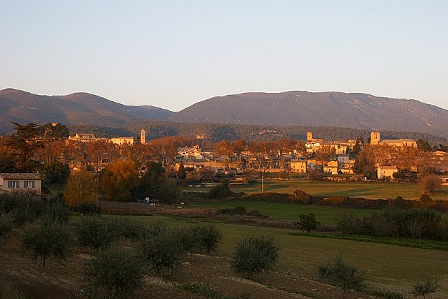 CRW_2449 Cucuron panorama fra s�r.jpg