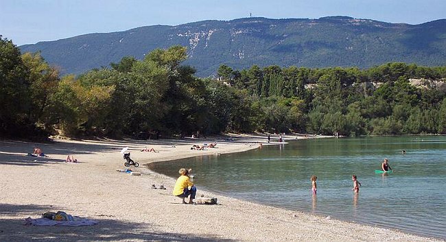 DCP_1834 Etang de la Bond.jpg