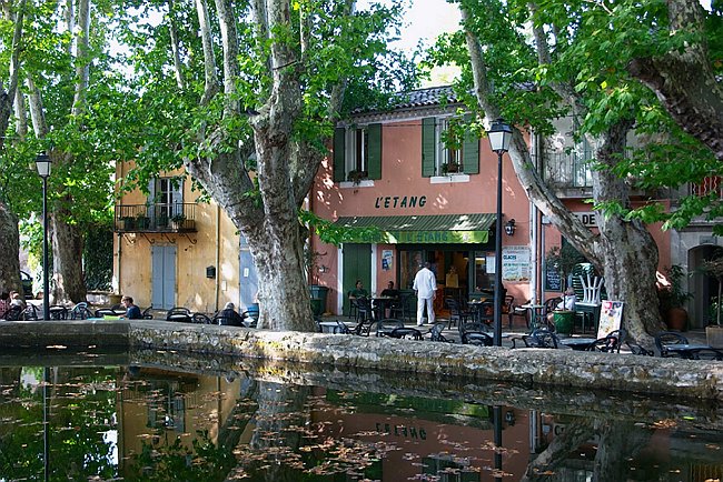 CRW_4846 Etang Bar Cafe.jpg