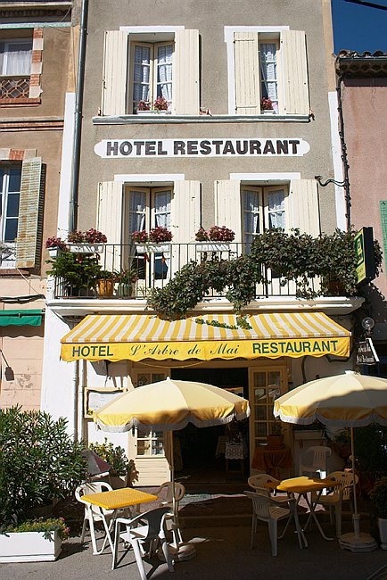 CRW_4742 Hotel Arbre de Mai.jpg